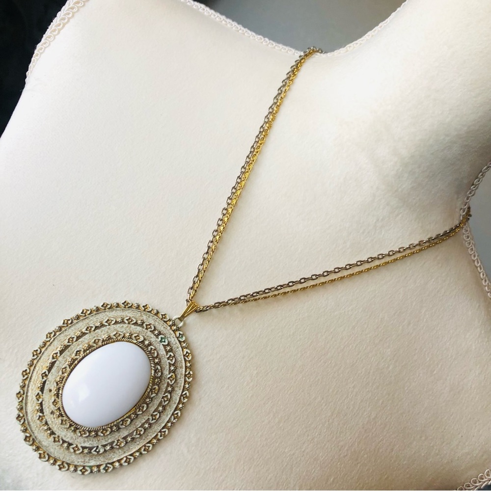 Vintage 60s Florenza large white cabochon filigree double chain necklace